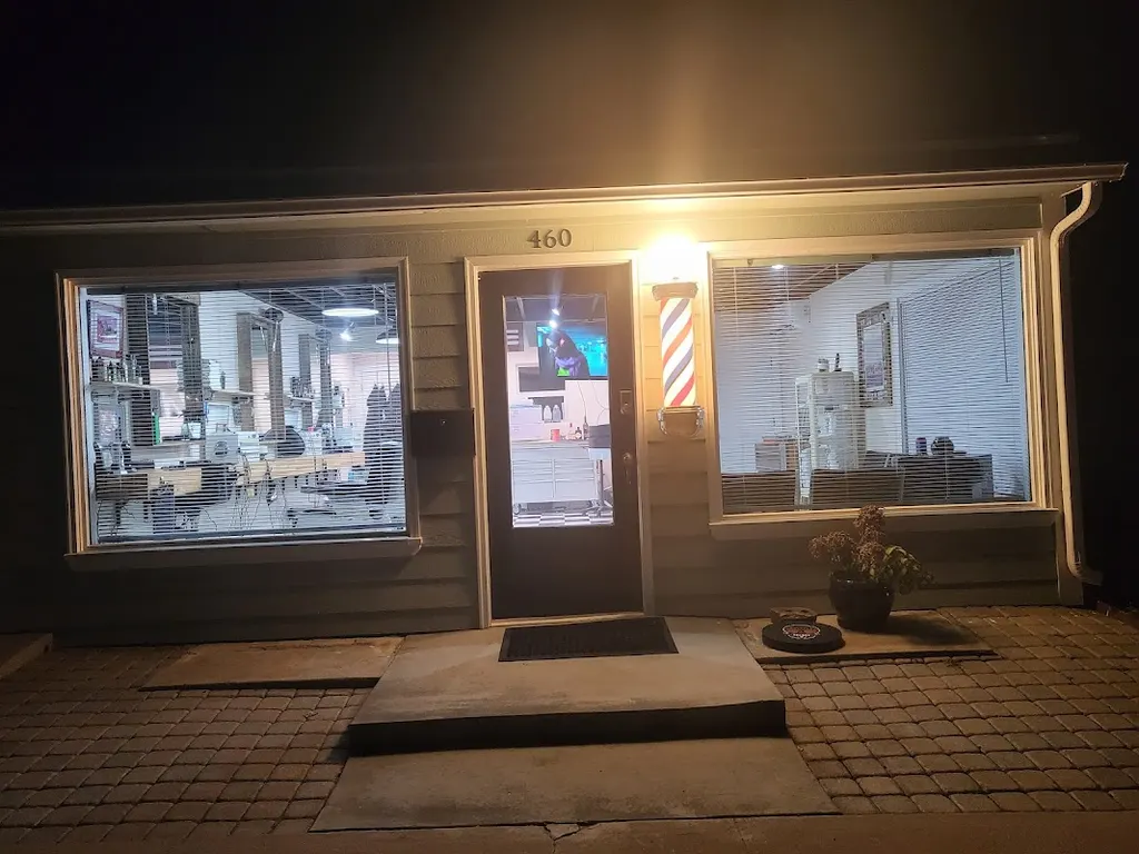 Quincy Barbers LLC — Barber shop in Englewood